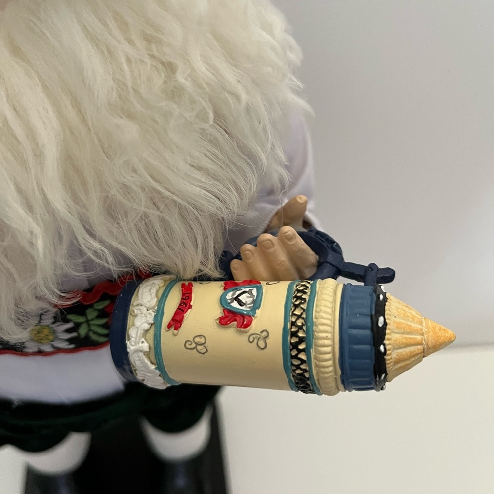 German Santa Figure - Picture 3 of 12